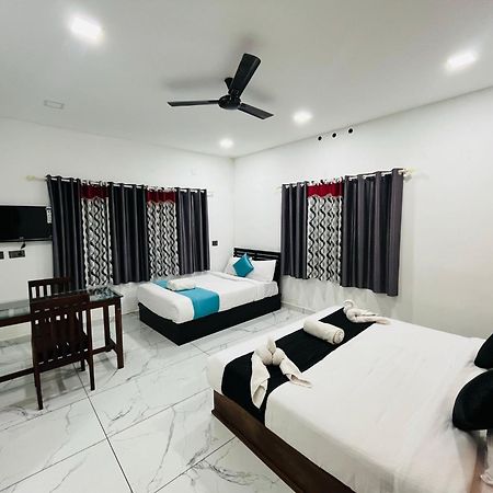 Mount Court Munnar Hotel ภายนอก รูปภาพ